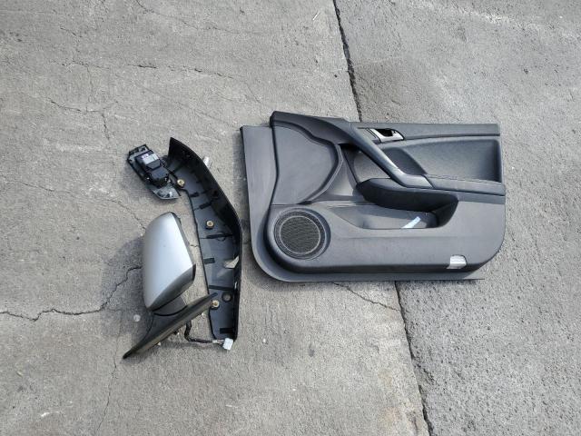 JH4CU2F6XAC019369 - 2010 ACURA TSX SILVER photo 12