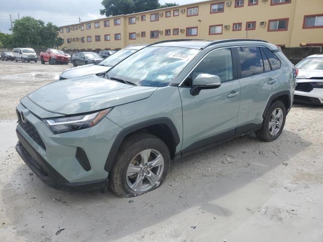 2023 TOYOTA RAV4 XLE, null