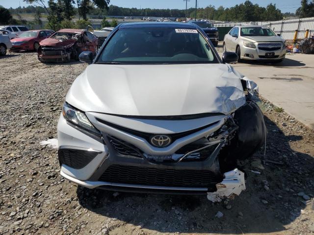 4T1K61AK4PU092757 - 2023 TOYOTA CAMRY XSE 白色 照片 5