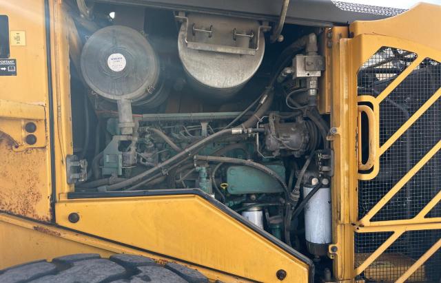 VCE0L90FH00069023 - 2010 VOLVO L90F YELLOW photo 7
