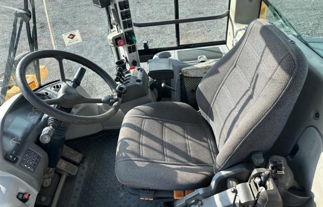 VCE0L90FH00069023 - 2010 VOLVO L90F YELLOW photo 9