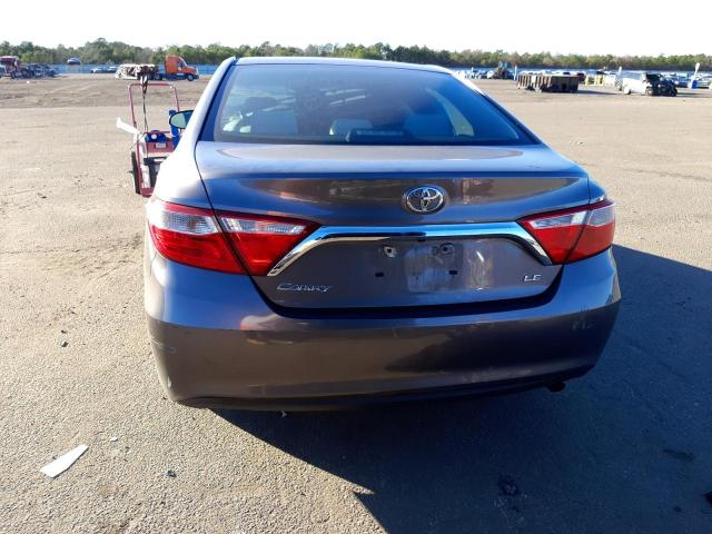 4T4BF1FK4FR464692 - 2015 TOYOTA CAMRY LE GRAY photo 6
