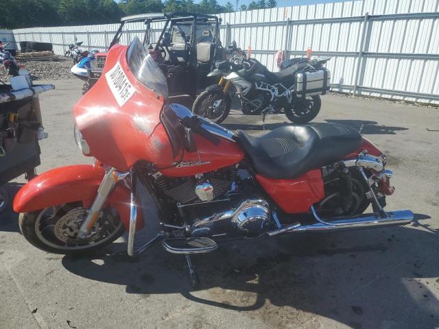 1HD1KB415AB643218 - 2010 HARLEY-DAVIDSON FLHX 红色 照片 3