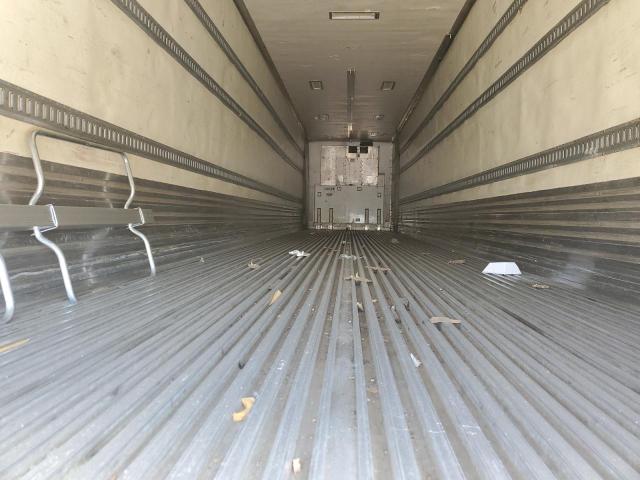 1UYVS24879M646719 - 2009 UTILITY VS2RA 白色 照片 5