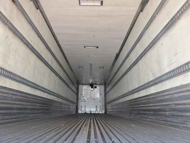 1UYVS24839M646720 - 2009 UTILITY VS2RA თეთრი ფოტო 5