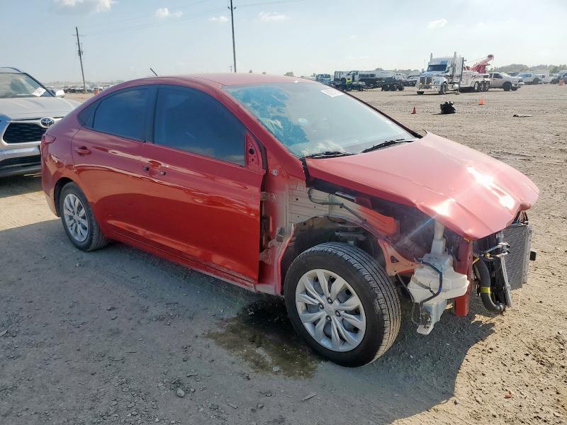 3KPC24A62NE159019 - 2022 HYUNDAI ACCENT SE RED photo 4