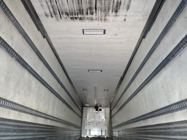 1UYVS24889M646731 - 2009 UTILITY VS2RA WHITE photo 6