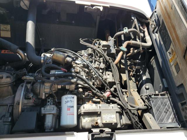 1UYVS24889M646731 - 2009 UTILITY VS2RA WHITE photo 7