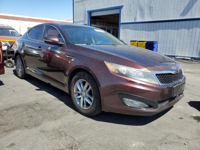 5XXGM4A77CG081796 - 2012 KIA OPTIMA LX Бордовий фото 4