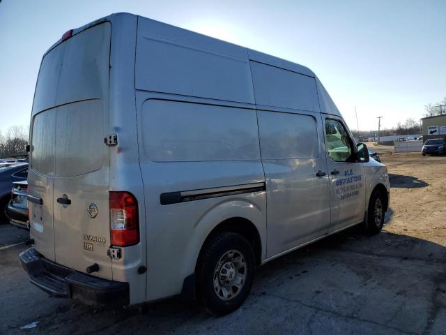 1N6AF0LX4DN102337 - 2013 NISSAN NV 2500 SILVER photo 3