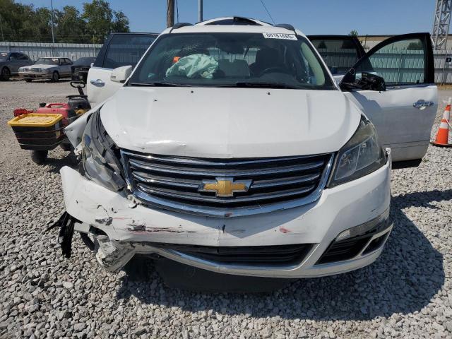 1GNKVGKD3GJ161103 - 2016 CHEVROLET TRAVERSE LT თეთრი ფოტო 5