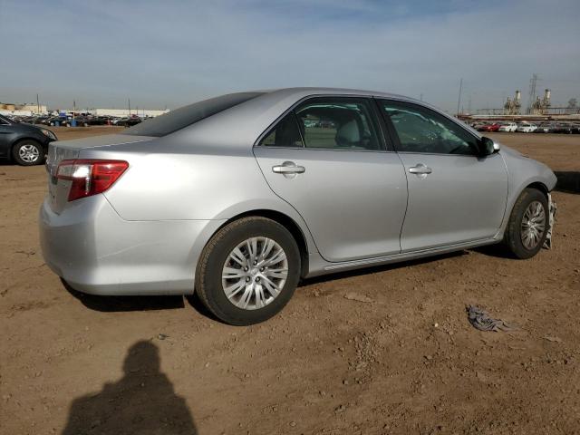 4T4BF1FK4CR265458 - 2012 TOYOTA CAMRY BASE SILVER photo 3