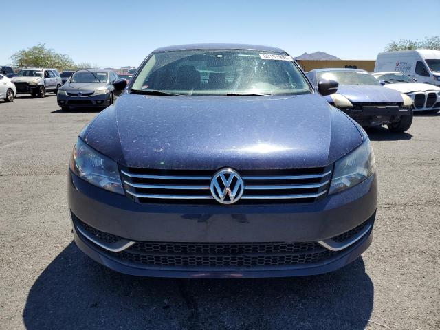 1VWAT7A3XFC038983 - 2015 VOLKSWAGEN PASSAT S BLUE photo 5