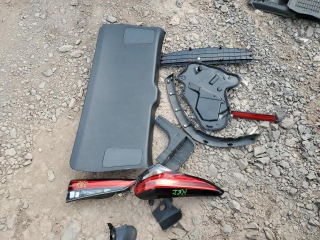 5TDGZRBH5NS188353 - 2022 TOYOTA HIGHLANDER XLE Червоний фото 13