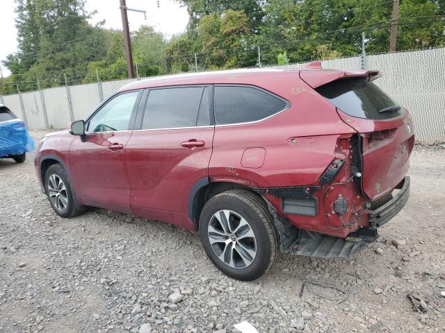 5TDGZRBH5NS188353 - 2022 TOYOTA HIGHLANDER XLE Червоний фото 2