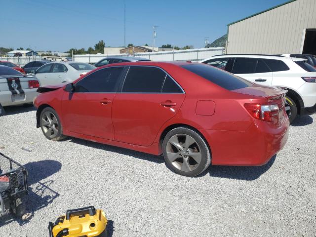 4T1BK1FK1DU529887 - 2013 TOYOTA CAMRY SE RED photo 2