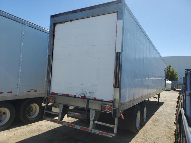 1UYVS24827U014921 - 2007 UTILITY VS2RA WHITE photo 4