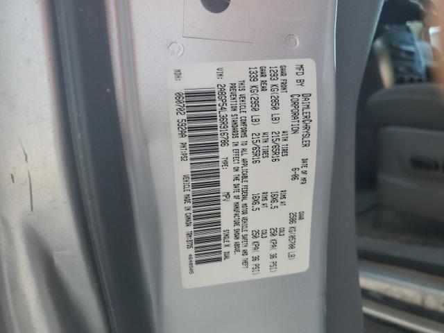 2A8GP54L36R916786 - 2006 CHRYSLER TOWN & COU TOURING 银色 照片 14