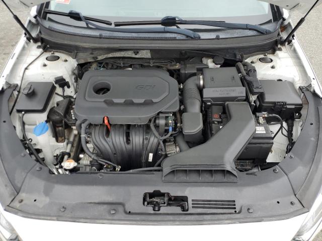 5NPE24AF7JH674032 - 2018 HYUNDAI SONATA SE WHITE photo 11