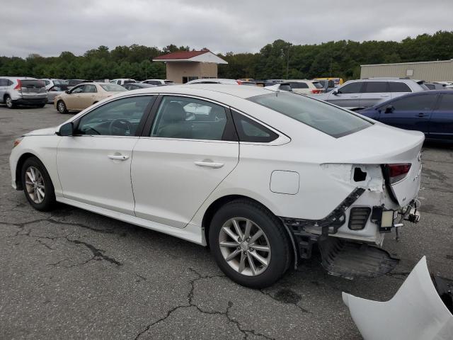 5NPE24AF7JH674032 - 2018 HYUNDAI SONATA SE WHITE photo 2