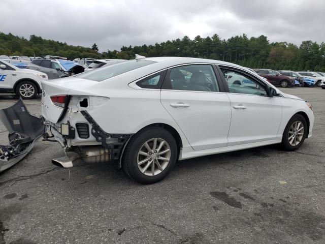 5NPE24AF7JH674032 - 2018 HYUNDAI SONATA SE WHITE photo 3