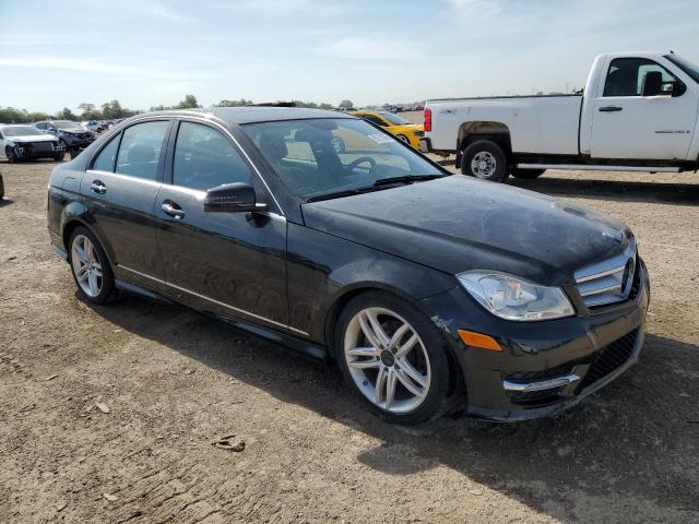 WDDGF8BB6CR205662 - 2012 MERCEDES-BENZ C 300 4MATIC BLACK photo 4