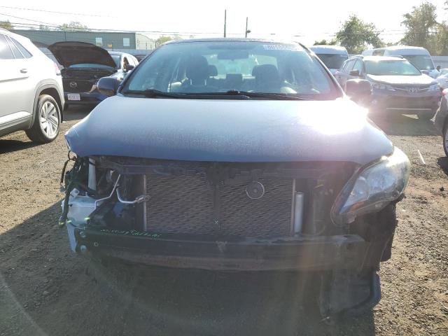 2T1BU4EEXCC882555 - 2012 TOYOTA COROLLA BASE Կապույտ լուսանկար 5