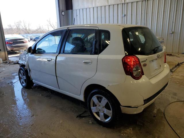 KL1TD6DE5BB139517 - 2011 CHEVROLET AVEO LS WHITE photo 2