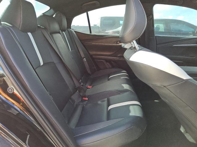 4T1DAACKXSU049022 - 2025 TOYOTA CAMRY XSE შავი ფოტო 10