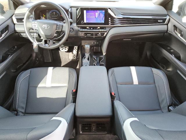 4T1DAACKXSU049022 - 2025 TOYOTA CAMRY XSE შავი ფოტო 8
