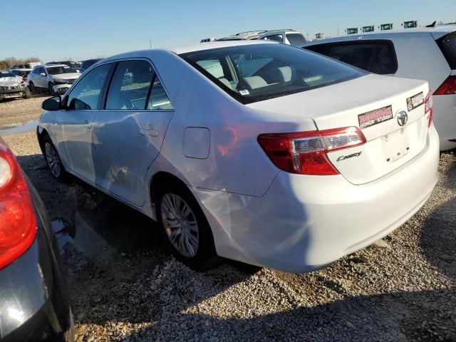 4T1BF1FK6CU570292 - 2012 TOYOTA CAMRY BASE WHITE photo 2