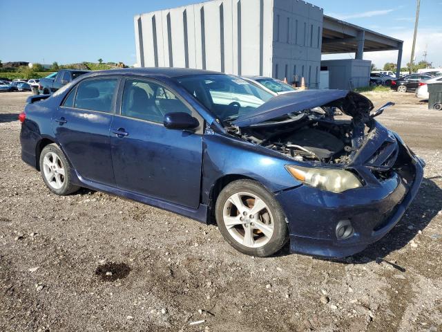 5YFBU4EE8DP083231 - 2013 TOYOTA COROLLA BASE أزرق صورة 4