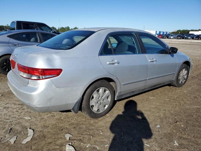 1HGCM56323A073404 - 2003 HONDA ACCORD LX SILVER photo 3