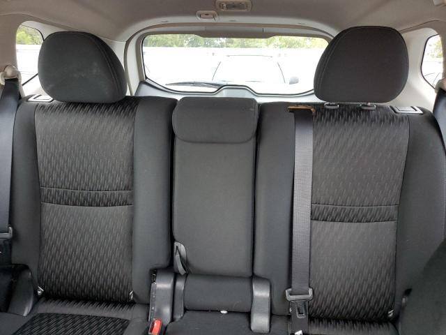 KNMAT2MT3JP557022 - 2018 NISSAN ROGUE S Білий фото 10