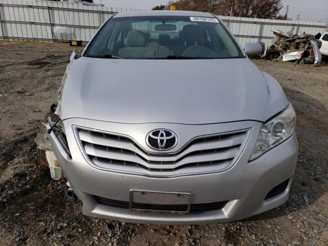 4T1BF3EK1BU775210 - 2011 TOYOTA CAMRY BASE SILVER photo 5