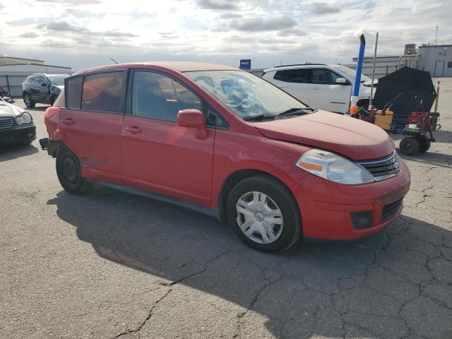 3N1BC1CP7BL505959 - 2011 NISSAN VERSA S RED photo 4