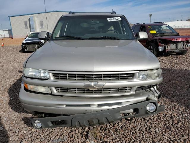 3GNEC16Z25G183078 - 2005 CHEVROLET SUBURBAN C1500 GRAY photo 5