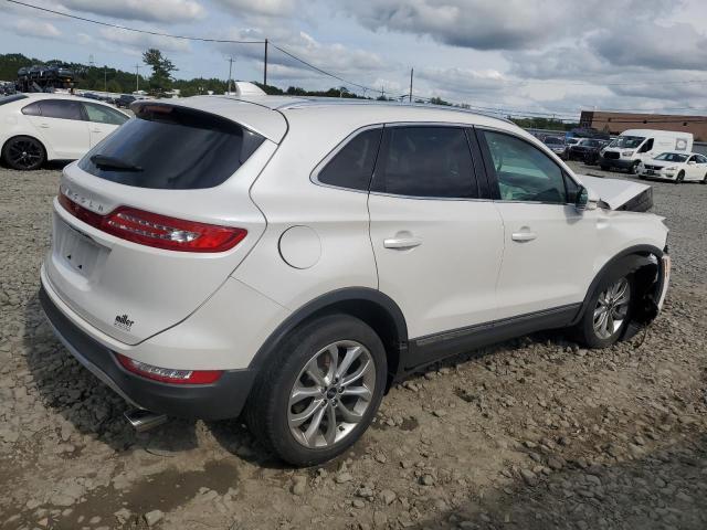 5LMCJ2D96KUL48405 - 2019 LINCOLN MKC SELECT WHITE photo 3