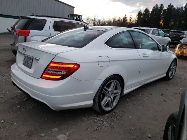 WDDGJ4HB8FG371048 - 2015 MERCEDES-BENZ C 250 WHITE photo 3