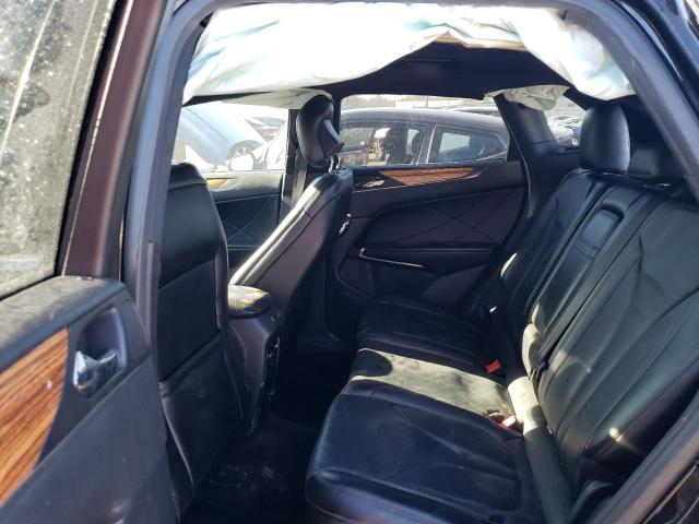 5LMCJ2C99GUJ00917 - 2016 LINCOLN MKC SELECT შავი ფოტო 11