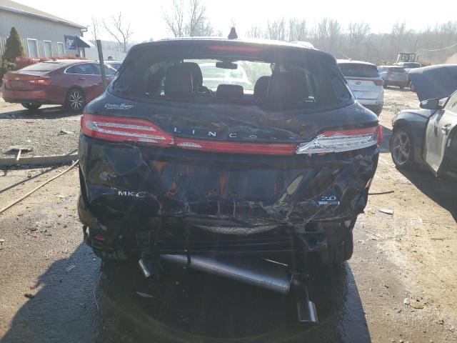 5LMCJ2C99GUJ00917 - 2016 LINCOLN MKC SELECT შავი ფოტო 6
