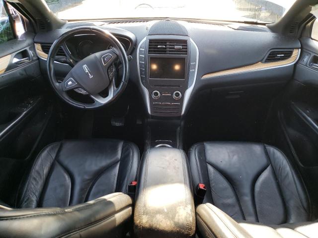 5LMCJ2C99GUJ00917 - 2016 LINCOLN MKC SELECT შავი ფოტო 8