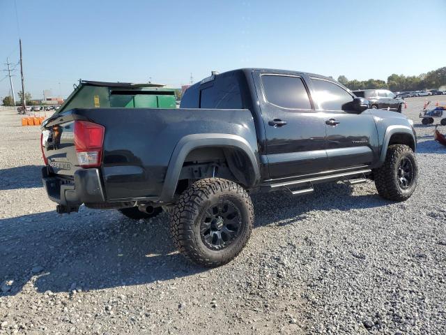 3TMCZ5AN1HM090701 - 2017 TOYOTA TACOMA DOUBLE CAB BLACK photo 3