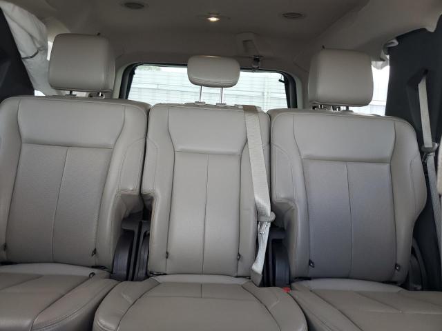 1FMJU1JT1KEA10402 - 2019 FORD EXPEDITION XLT WHITE photo 10