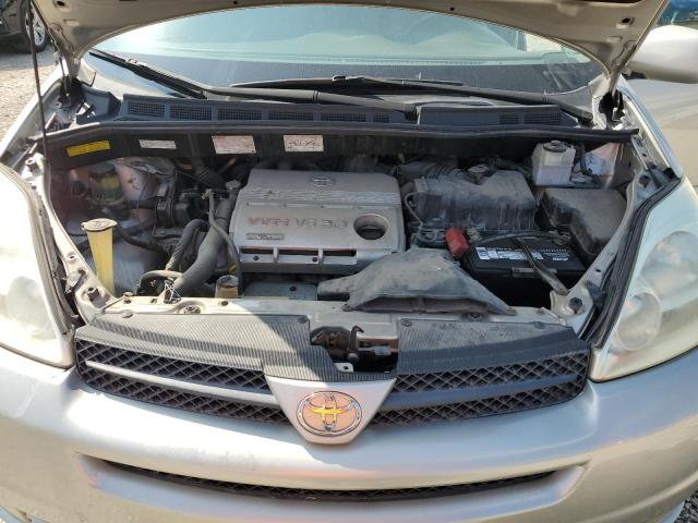 5TDBA22C85S028982 - 2005 TOYOTA SIENNA XLE GOLD photo 12
