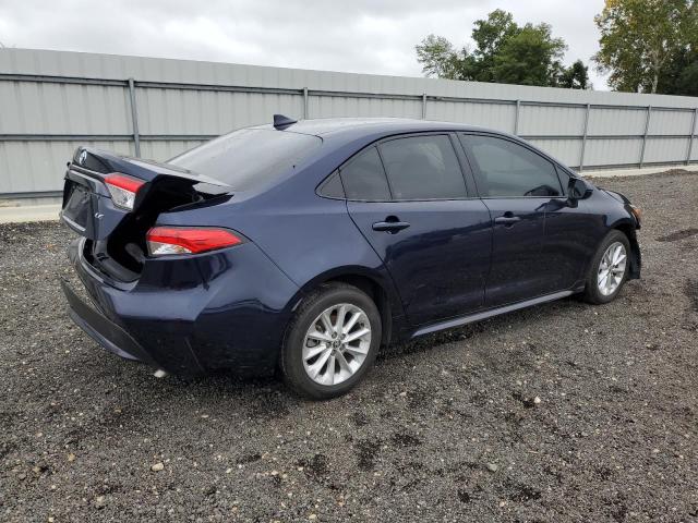 5YFVPMAE9NP376583 - 2022 TOYOTA COROLLA LE Синій фото 3