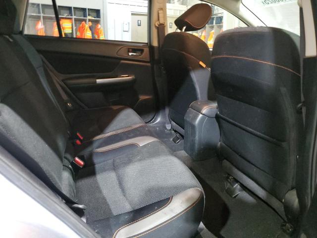 JF2GPABC9G8212450 - 2016 SUBARU CROSSTREK PREMIUM SILVER photo 11