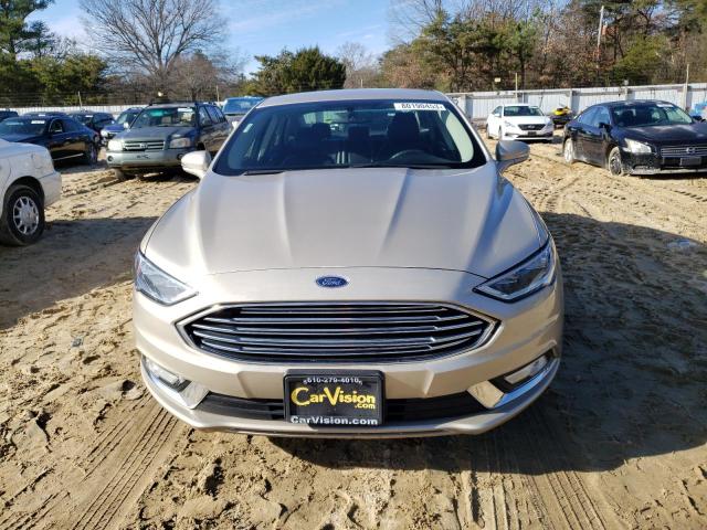 3FA6P0HDXHR128194 - 2017 FORD FUSION SE GOLD photo 5