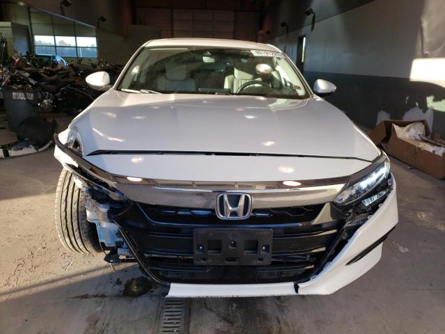 1HGCV1F57JA083236 - 2018 HONDA ACCORD EXL WHITE photo 5