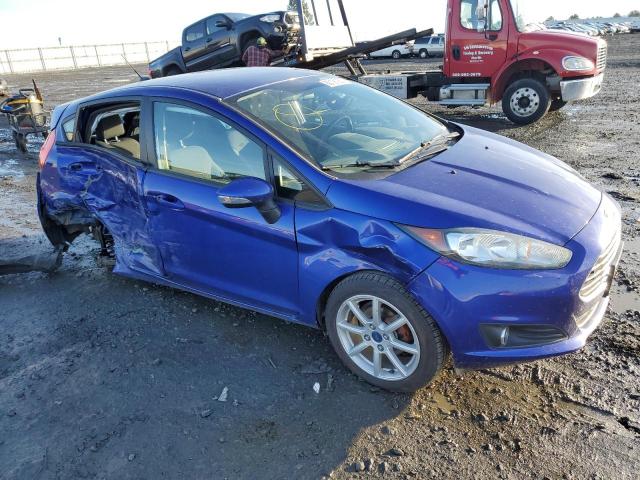 3FADP4EJ6FM103635 - 2015 FORD FIESTA SE BLUE photo 4